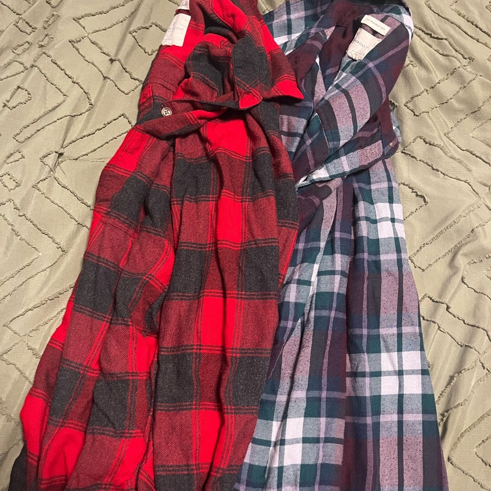 American Eagle Outfitters Flannels